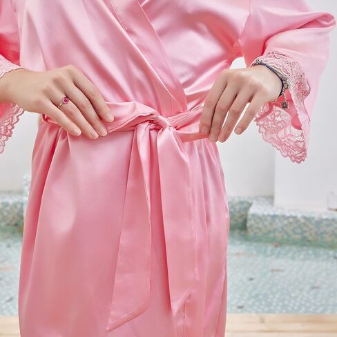 أردية DaysU ساتان للنساء، أرواب حمام حريرية قصيرة للنساء، أرواب نسائية لملابس الاسترخاء، وصيفة العروس، وحفلات الزفاف in Kuwait