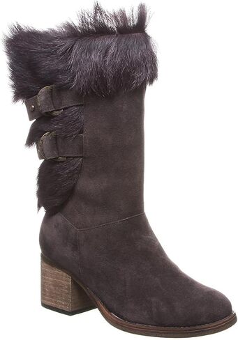 BEARPAW مادلين نسائي متعدد الالوان | بوت نسائي كلاسيكي من جلد الغزال | حذاء سهل الارتداء للنساء | حذاء شتوي مريح in Saudi Arabia
