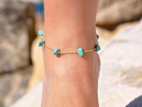 JURYLOO Gold Anklet for Women, Boho Crystal Chips Ankle Bracelet Handmade Natural Gemstone Foot Chain Summer Beach Foot Jewelry Adjustable in Kuwait