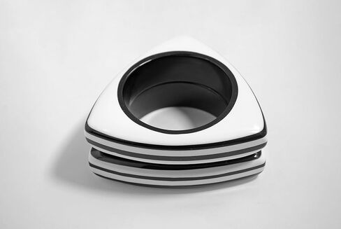 مجموعة بيانكو إي نيرو من بيور هاندز - سوار مخطط مصنوع يدويًا بتصميم حمار وحشي باللونين الأسود والأبيض للنساء (2.6 بوصة) in Kuwait