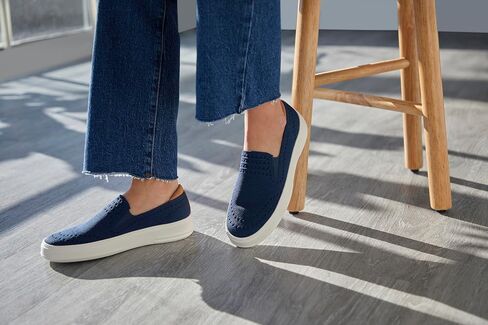 Dearfoams Women's Sophie Loafers in Saudi Arabia