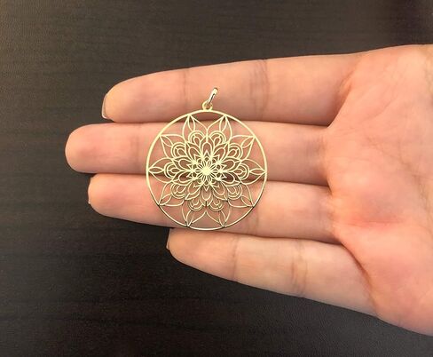 قلادة على شكل ماندالا من الذهب الأصفر الخالص عيار 14 قيراط للنساء من كارول مجوهرات in Kuwait