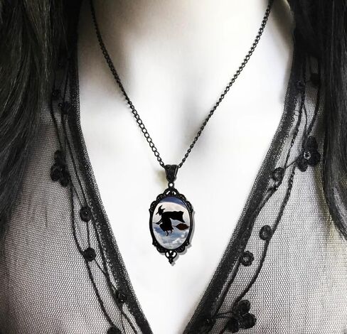 YWMAN Halloween Witch Cameo Necklace - Gothic Bat Moon Pendent Mystery Wiccan Jewelry for Women and Girls in Kuwait