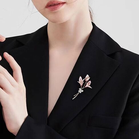 Aishgjia Girls Women Gold Lily Brooch Pin Elegant Flower Rhinestone Lapel Pin for Coats Jackets Sweaters Accessories Jewelry Christmas in Kuwait