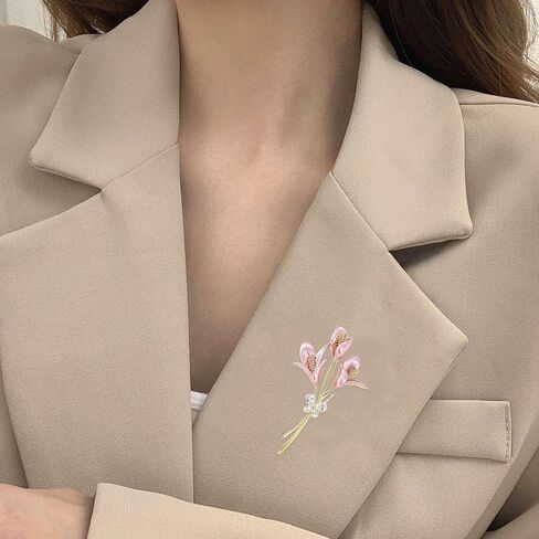 Aishgjia Girls Women Gold Lily Brooch Pin Elegant Flower Rhinestone Lapel Pin for Coats Jackets Sweaters Accessories Jewelry Christmas in Kuwait