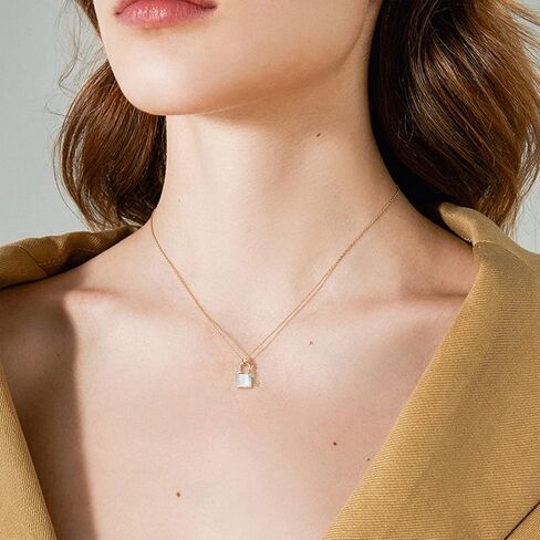 عقد بقفل ذهبي للنساء من اونبريج، سلسلة مفاتيح من الستانلس ستيل مرصعة بحجر الزركونيا المكعب، قلادة للازواج، سلسلة ذهبية للنساء in Kuwait