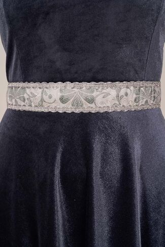 daizbella Renaissance Dress Women Retro Velvet Gown Medieval Costume Handmade Fantasy Medieval Dress in Kuwait