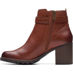 حذاء نسائي من Clarks بحزام Leda in Kuwait