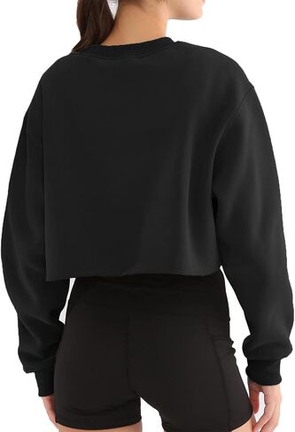 Amazhiyu Women' s Pullover Cropped Sweatshirt Crew Neck Long Sleeve Fleece Crop Tops in Kuwait