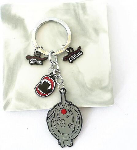 سلسلة مفاتيح تشيانغاو مصاص الدماء دياريس فريق دامون براذر ستيفان إيلينا فيرفين سلسلة مفاتيح رعب هدايا للرجال والنساء in Kuwait