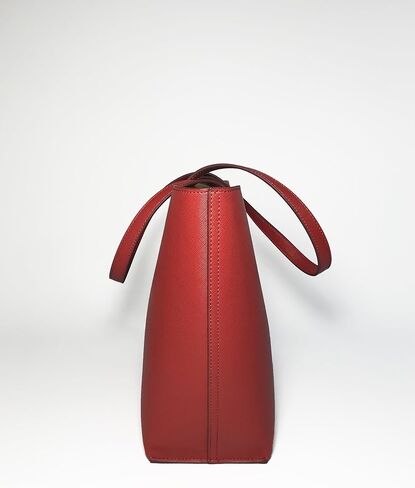 Marc Tetro Westie Tote Bag On Red in Kuwait
