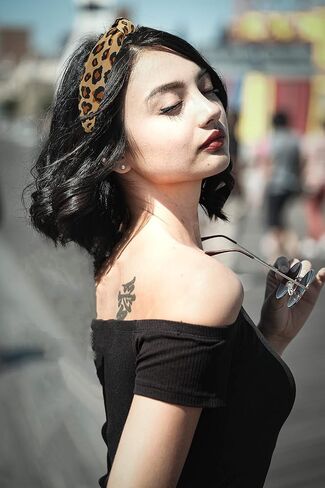 Satin Leopard Knotted headband for Women is Chic. White & Black Headbands for Women are Unique. Cheetah Top Knot Head bands Fashion in Kuwait