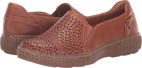 Clarks Women's Magnolia Aster Loafer Flat in Kuwait