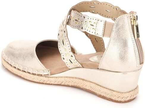Kenneth Cole REACTION Women's Clo X Band WDG Laser Sandal in Kuwait
