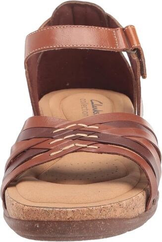 صندل مسطح للسيدات من Clarks Roseville Cove in Saudi Arabia