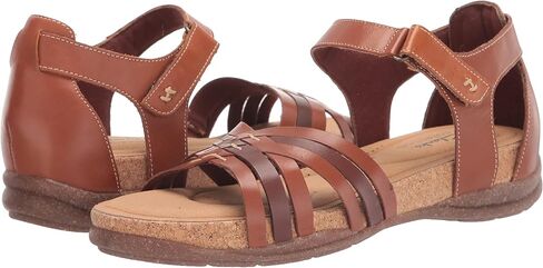صندل مسطح للسيدات من Clarks Roseville Cove in Saudi Arabia