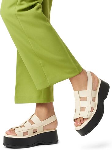 صنادل نسائية من Sorel Dayspring Slingback in Kuwait