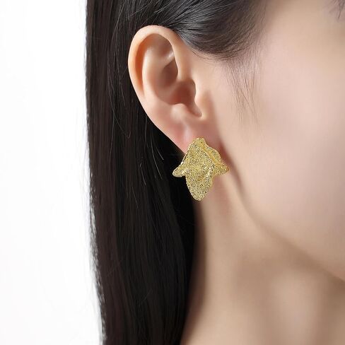HIUS Vintage Textured Huggie Hoop Earrings Stud Earrings for Women, 18K Gold Plated Chunky Hoop Earrings, Hammered Heart Oval Round Disc Earrings for Teen Girls in Kuwait