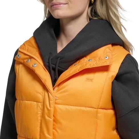 Levi's Women's Sporty Box Quilted Puffer Vest, Berry, Medium in Saudi Arabia
