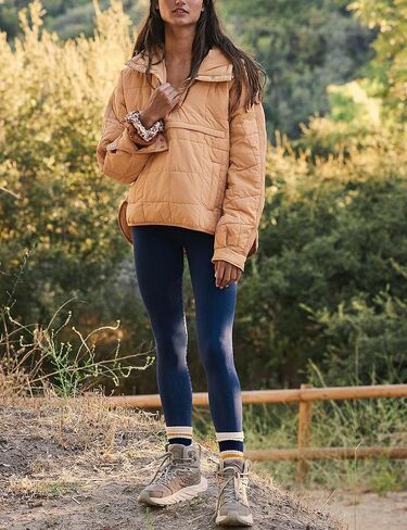 AMEBELLE Women's Oversized Hooded Puffer Jacket Quilted Lightweight Winter Warm Pullover Padded Hoodies Coat in Saudi Arabia