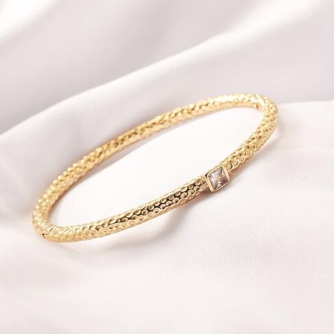 WISTIC مطروق التراص ثقب رقيقة الإسورة للنساء الفولاذ المقاوم للصدأ معدن مطلي بالذهب الكفة مجوهرات للفتيات هدية in Kuwait