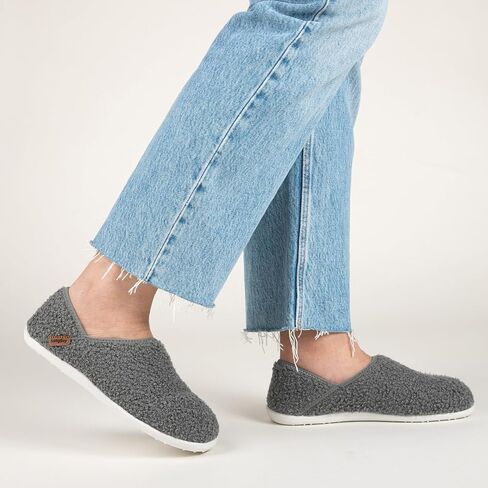 شبشب منزل طويل للنساء من LongBay مريح ودافئ مصنوع من الصوف سهل الارتداء في المنزل للاستخدام الداخلي والخارجي in Kuwait