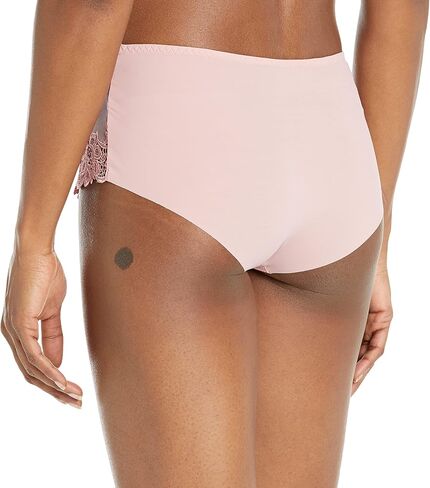شورت Saga للسيدات من Simone Perele in Saudi Arabia