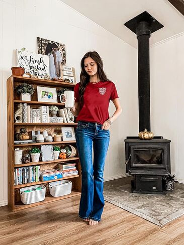 Teacher Valentine Day Shirt Teaching is Heart Work Letter Print T-Shirt Love Heart Short Sleeve Tee Tops in Kuwait