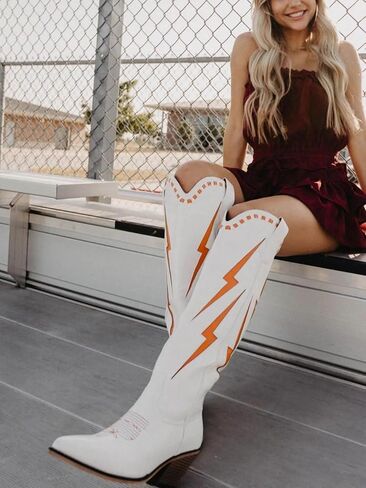 حذاء MissHeel برقبة رعاة البقر بلون متباين للنساء حتى الركبة in Kuwait