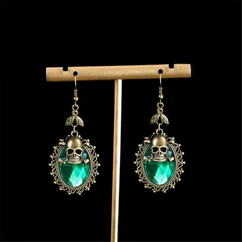 أقراط على شكل جمجمة الهالوين أقراط متدلية من الكريستال القوطي على شكل جمجمة أقراط متدلية بتصميم شخصية Steampunk الشرير مجوهرات للنساء والفتيات in Kuwait