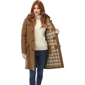 معطف من القماش الخشن للسيدات من مونتجوميري مع حلية على شكل قرن الجاموس in Kuwait