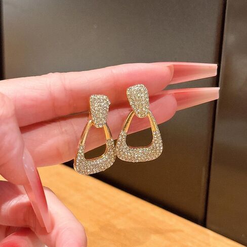 Women's Golden Ear Clips Clip On Earrings for Girls Cubic Zirconia Crystal in Kuwait