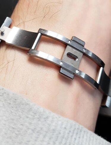 ساعات سان مارتن للرجال، حركة NH35 SN0113W ساعة أوتوماتيكية مع سوار بمشبك فراشة وحزام من النايلون in Kuwait