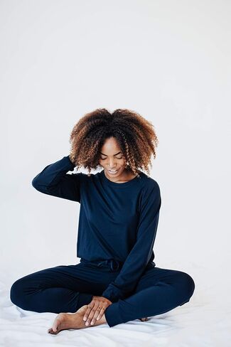 بلوفر نسائي فائق النعومة من Cozy Earth in Kuwait