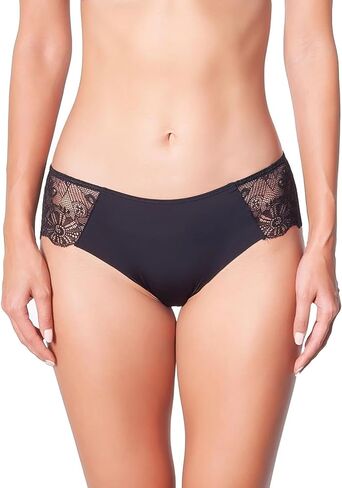 Huit Women's Shorty in Saudi Arabia