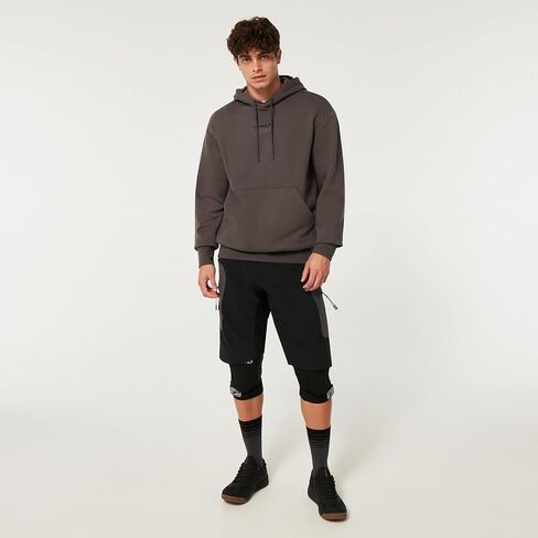 Oakley Men's Maven MTB Cargo Short in Saudi Arabia