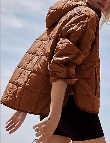 Wyeysyt Women's Quilted Pullover Puffer Jacket Lightweight Packable Hooded Oversized Winter Warm Coats Outwear in Kuwait