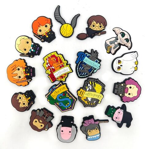 Vendysass 17 قطعة من دلايات أحذية الرسوم المتحركة اللطيفة لتزيين الأحذية القبقاب، هدايا سحرية للأحذية للأطفال الأولاد والبنات والأطفال in Kuwait