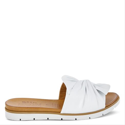 Spring Step Women's Lavona Sandal in Saudi Arabia