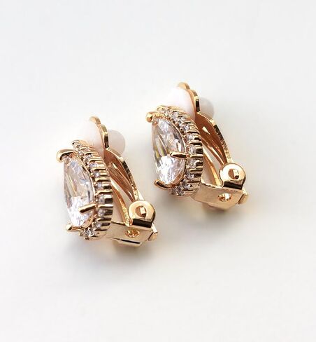 A+O Clip on Earrings, Round Crystal Stud Clip Earrings in Gold, Rose-Gold, Silver in Saudi Arabia