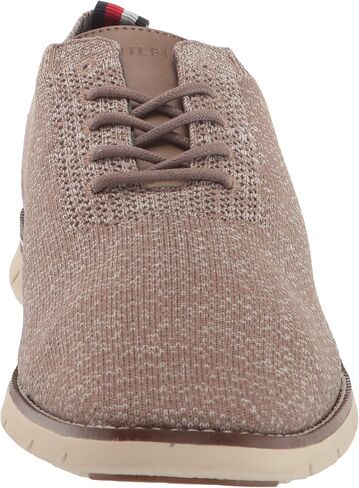 Tommy Hilfiger Men's Warden Oxford in Saudi Arabia