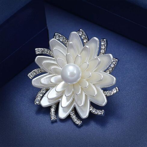 Merdia Floral Brooch Pin White Lotus Flower Brooches Simulated Crystal Corsage Brooch in Saudi Arabia