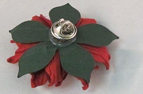 تصميمات بواسطة DH Paper Red Poinsettia Holiday Christmas دبوس برونزي in Kuwait