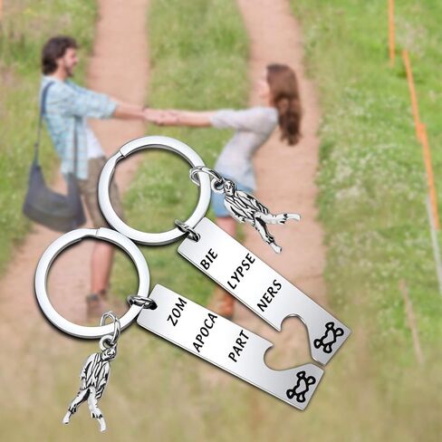 bobauna زومبي نهاية العالم شركاء القلب المكسور سلسلة المفاتيح مجموعة من 2 هدية لأفضل الأصدقاء الأزواج in Kuwait