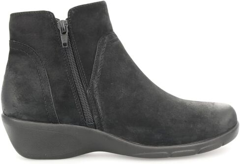 Propét Women's Waverly Ankle Boot in Saudi Arabia