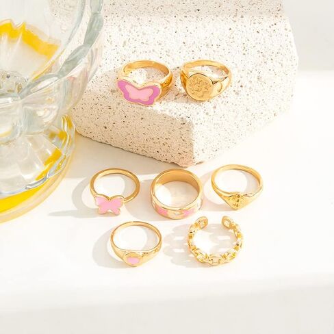 FUTIMELY Boho Gold Knuckle Rings Set for Women Girls,Vintage Stackable Joint Finger Ring Butterfly Heart Flower Hug Sparkling Crystals Ring Set Jewelry in Kuwait