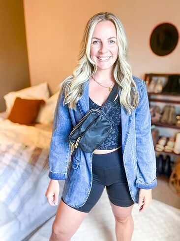 سترة نسائية من Vetinee مفتوحة من الأمام من قماش الدنيم مع طية صدر السترة وأكمام ملفوفة ومغسولة من الجينز in Kuwait