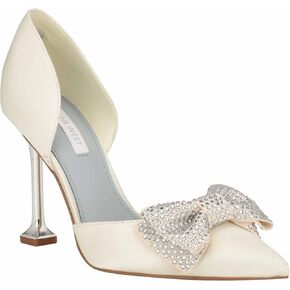 Nine West Women's Fannie Pump in Kuwait