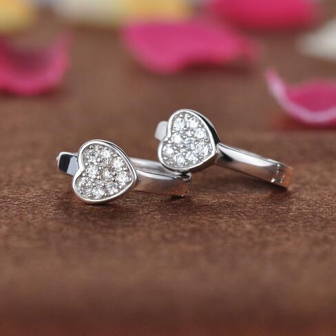 أقراط Infinite U Huggie من الفضة الإسترليني عيار 925 صغيرة للنساء والفتيات in Kuwait