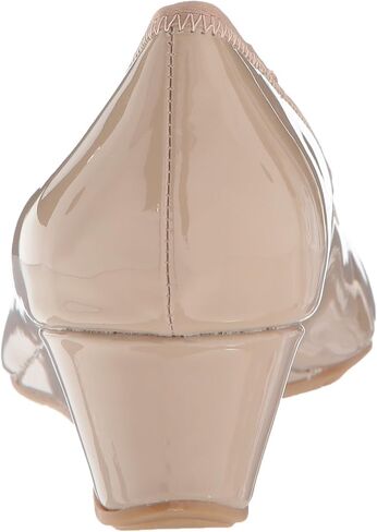 Bandolino Women's Tad Pump in Saudi Arabia